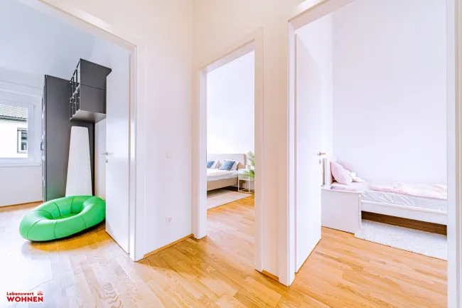 Flur OG