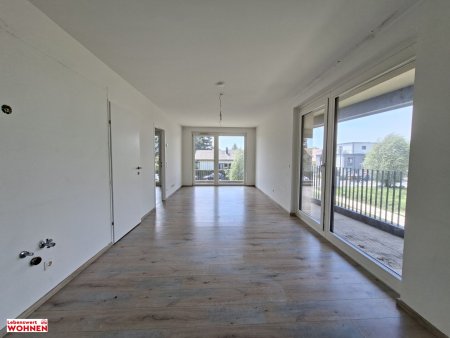 GEMÜTLICHE 3 ZI-Etagenwohnung + BALKON + Lift