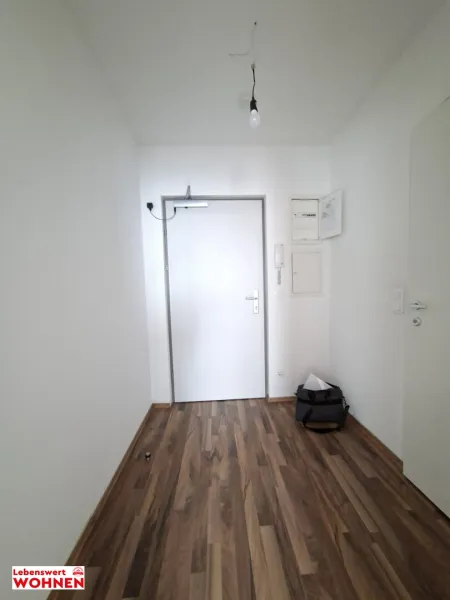 2-ZI Etagenwohnung nahe Trillerpark mit LOGGIA - Finanzierungsbeitrag (19.286 EURO)!!