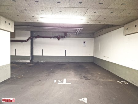 Garagenplätze am Parhamerplatz 14 / Geblergasse zu vermieten!