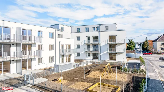 MODERNE Mietwohnungen + Lift mit perfekter Anbindung - Bild