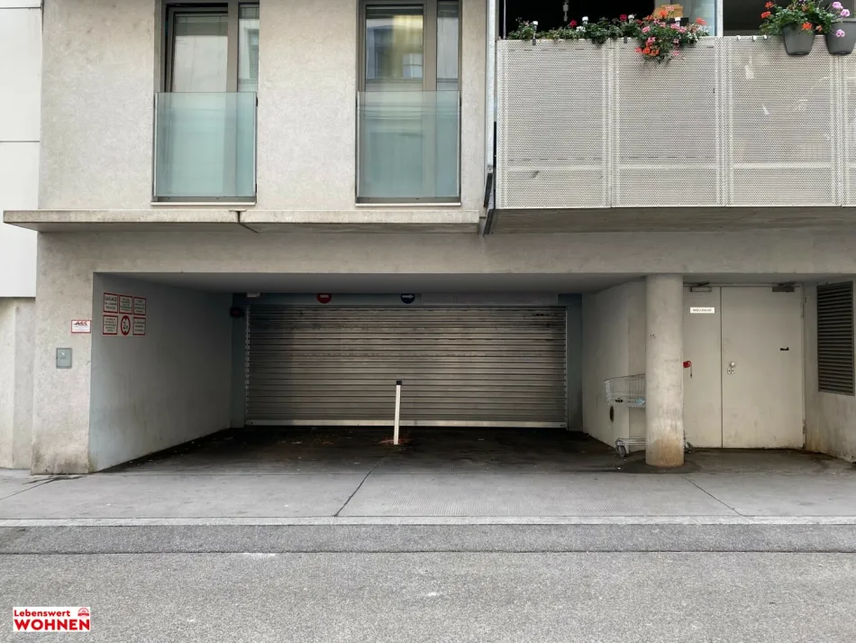 Freie Garagenabstellplätze auf der Quellenstraße - Stapelparker! - Bild