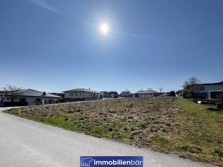 TOP Investment - Schönes Baugrundstück mit 719 m² - ohne Bauzwang - aufgeschlossen