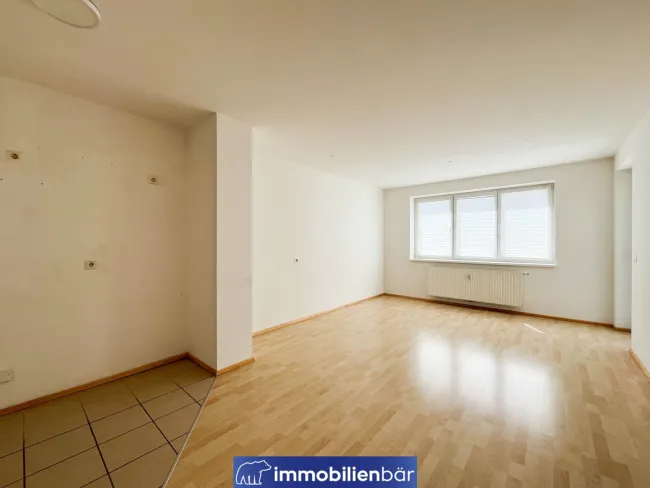 Praktische 2 Zimmer mit Loggia - nähe Stadtpark - Titelbild