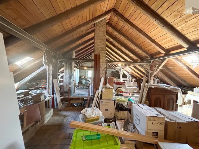 Traumhafte Innenstadtlage - Rohdachboden - Bild