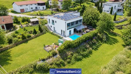 Stilvolles Wohnen mit viel Platz und XXL Grundstück - Exklusives Haus im Grünen in Peuerbach/Bruck