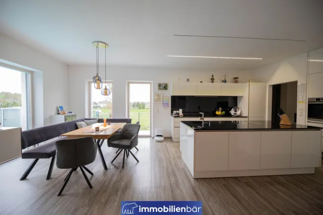 Exklusives Haus im Grünen in Peuerbach/Bruck – Stilvolles Wohnen mit Pool & viel Platz - Bild