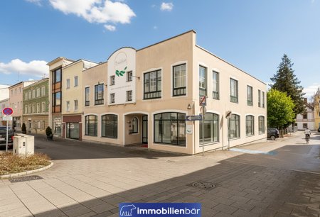 WEBERZEILE 6 - IHRE GEWERBEFLÄCHE AN RIEDS TOP-ADRESSE - auch Teilbar