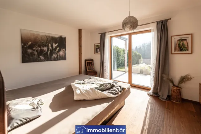 Schlafzimmer UG