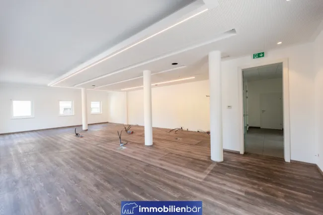 Großes Geschäftslokal nähe Peuerbach - ideal für gastronomische Nutzung - 2 Monate mietfrei - Bild