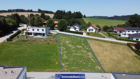 Südhang Grundstück mit Weitblick in Pichl bei Wels - KEIN BAUZWANG