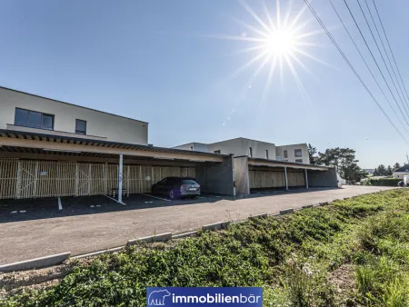 Moderne Traumwohnung in Top-Lage mit Südbalkon und Carport
