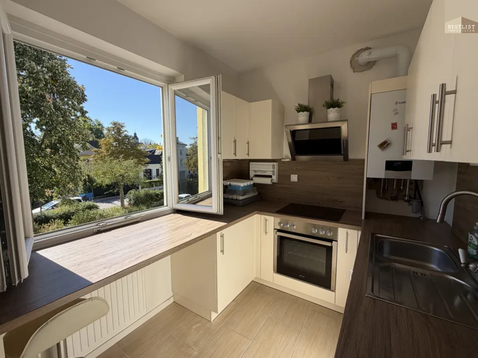 4 Zimmer Wohnung in Badens BESTLAGE inkl. Garage - Titelbild