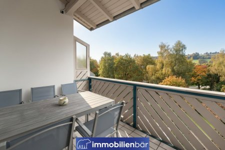 Reduzierter Preis - Top-aufgeteilte 4-Zimmer-Wohnung mit Balkon und Blick ins Grüne im Zentrum von Bad Schallerbach
