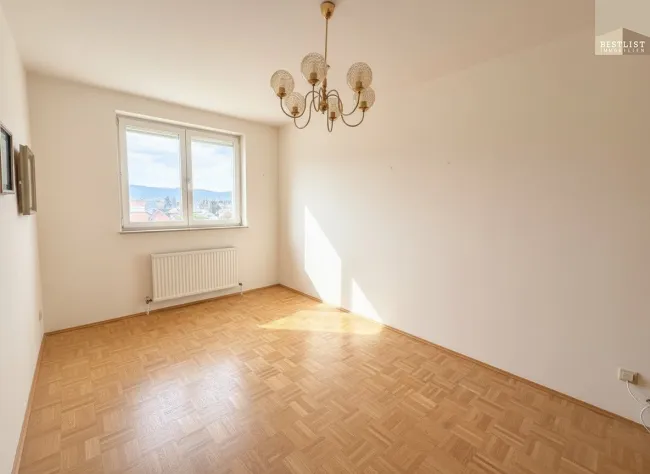 Wohnen über den Dächern von Baden – 3 Zimmer mit traumhaftem Ausblick - Bild