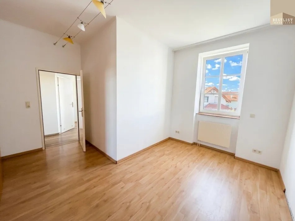 Gut geschnittene 2,5-Zimmer-Wohnung in Oberwaltersdorf - Titelbild