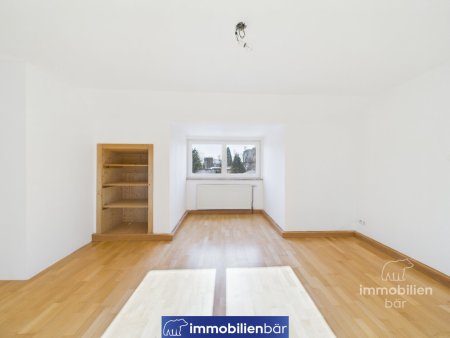 Traumhafte 3,5 Zimmerwohnung mit Küche über 2 Ebenen / CITY STUDIOS RIED