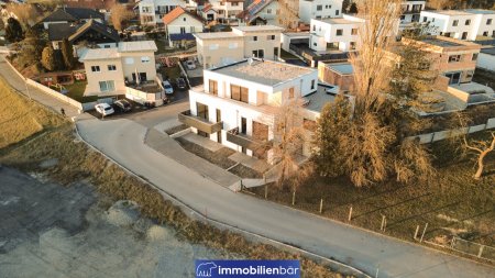 Anleger aufgepasst: Helle 3 Zimmer Wohnung mit großen Balkon und Weitblick