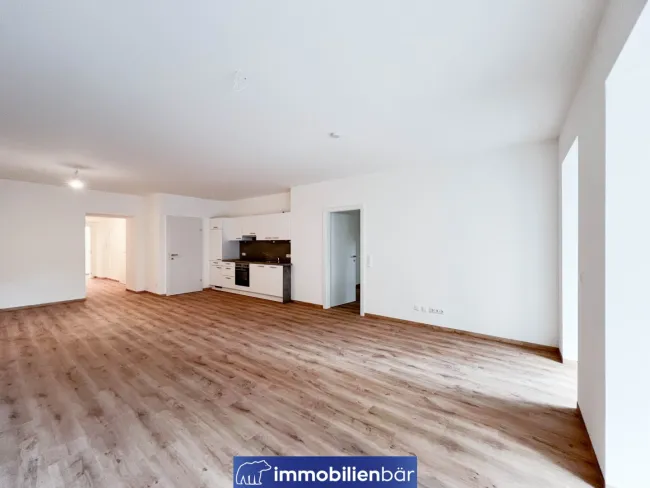 ERSTES MONAT MIETFREI - Charmante ca. 75m² große Gartenwohnung inkl. Küche - Top 2 - Bild