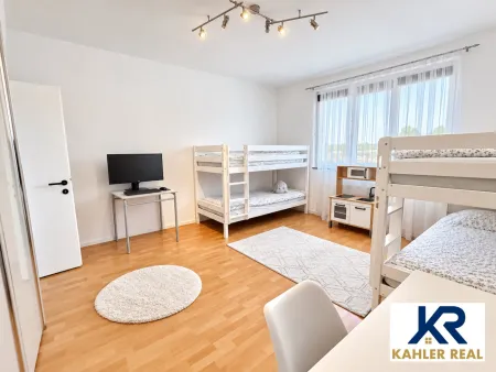 Weitblick über St. Pölten – helle Wohnung mit 2 Loggien