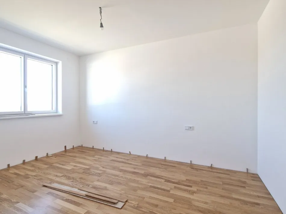 Top 5: Förderung möglich! Belagsfertige Doppelhaushälfte mit 5 Zimmern, Carport, Terrasse, Eigengarten! - Bild