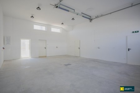 Startklar für Ihren Erfolg | Gewerbeflächen inkl. Büros im Erstbezug