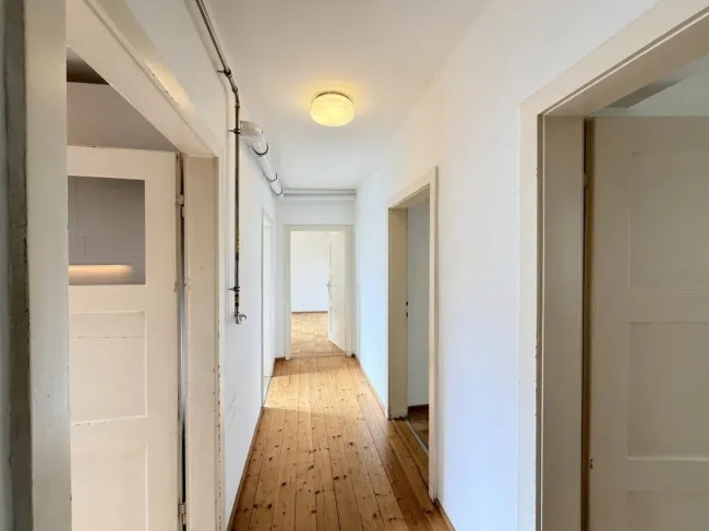 Historischer Altbaucharme im Herzen der Innsbrucker Altstadt | 4 Zimmer - Bild