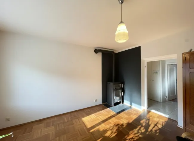 Innsbruck Wilten: 4-Zimmer-Wohnung mit Balkon in zentraler Lage - Bild