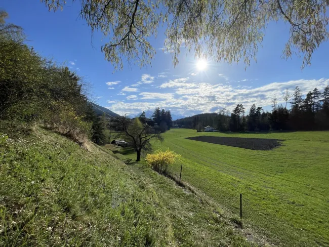 Wunderschönes Grundstück mit einzigartiger Aussicht in Aldrans im Bezirk Innsbruck-Land nahe Innsbruck - Bild
