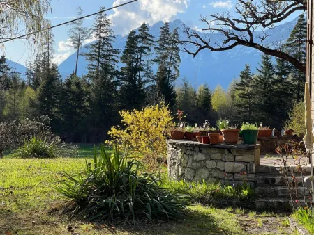 Wunderschönes Grundstück mit einzigartiger Aussicht in Aldrans im Bezirk Innsbruck-Land nahe Innsbruck