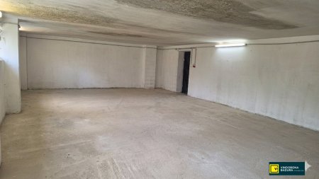 Werkstatt + Lager + Parkplatz | Ideal für Bastler & Kleinunternehmer