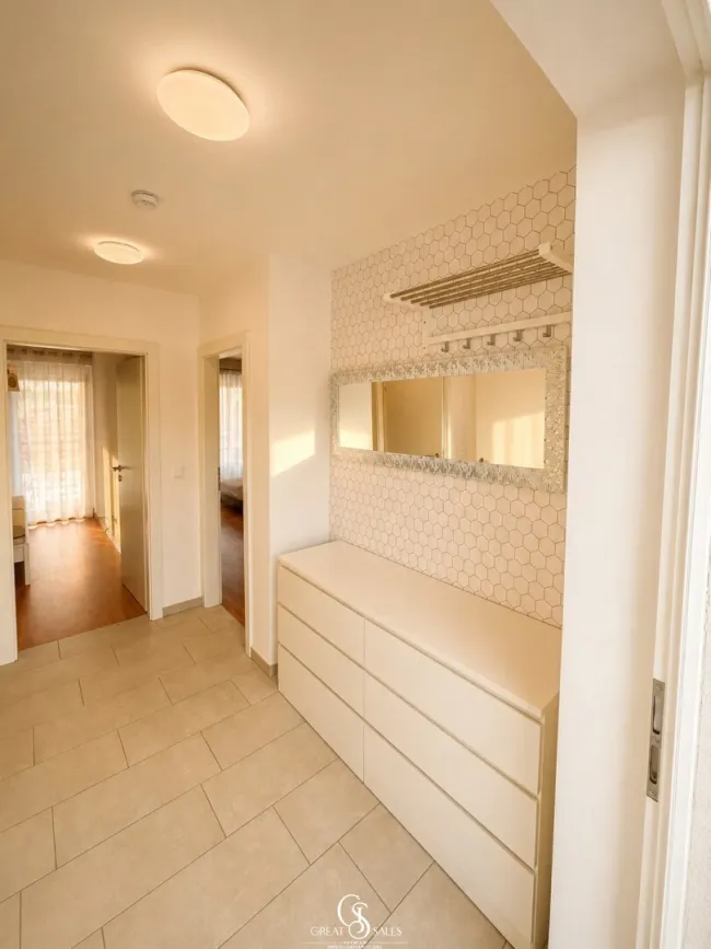Eingangsbereich / Garderobe