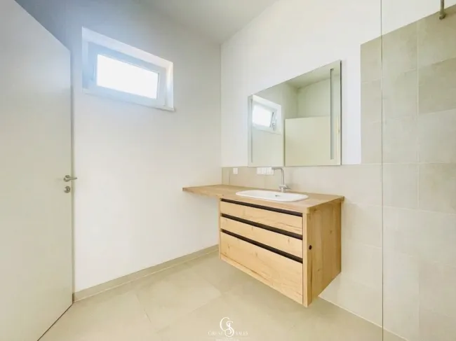 Bad mit WC & Dusche