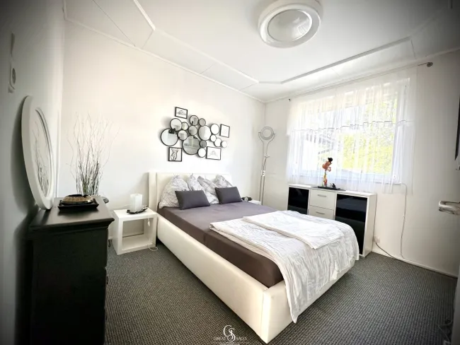 Schlafzimmer-1