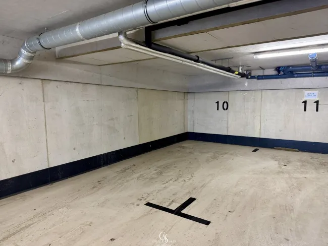 Tiefgaragenstellplatz