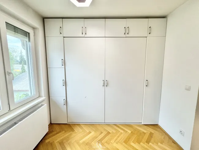 Klappbett