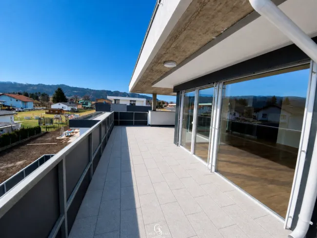 Süd-Terrasse (Blick nach Westen)