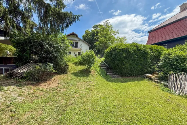 gartenseitige Hausansicht