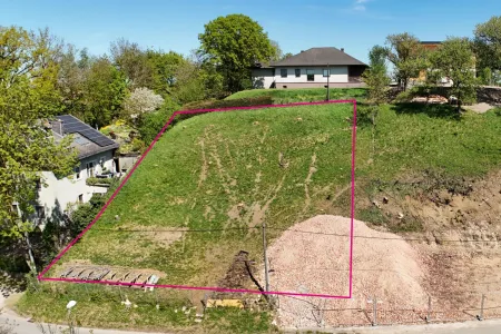 Grundstück mit Westausrichtung - Leben am Land mit den Vorteilen einer Stadt: