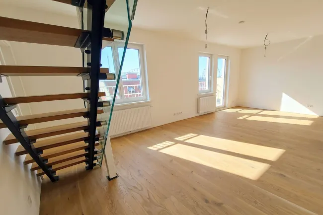 Wohnzimmer mit Terrasse