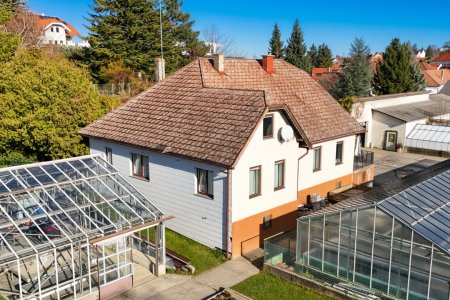 Gärtnerei nahe Tulln & Wien: Betriebsimmobilie mit Glashäusern und Wohnhaus - Umwidmung möglich