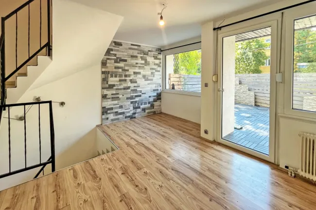Wohnzimmer Ausgang Terrasse