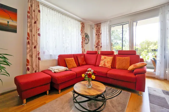 Wohnbereich_Ausgang Balkon
