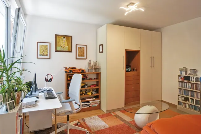 Zimmer 1_Büro