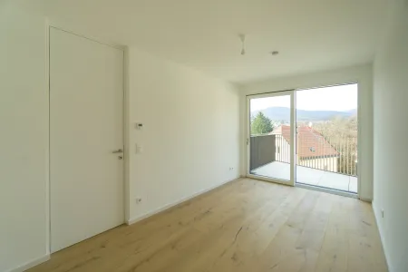 Zimmer 1 mit Balkonausgang