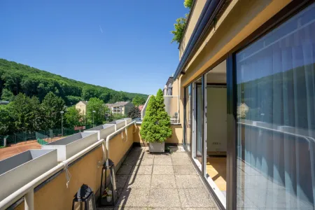 Südwest-Terrasse mit Markise
