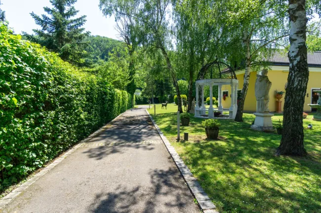 Straße Fahnengrundstück Nr. 549/14