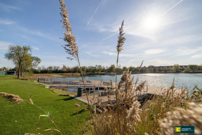 Exklusives Wohnen beim Wasser – 4-Zimmer-Eckwohnung mit Seeblick im Seepark Vösendorf - Titelbild