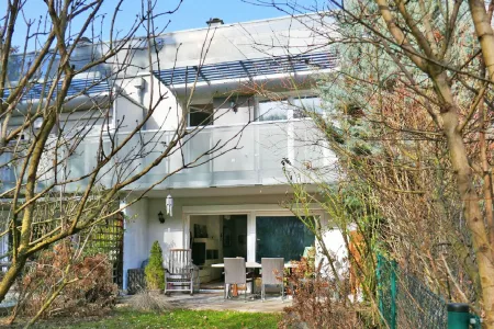 gartenseitige Ansicht