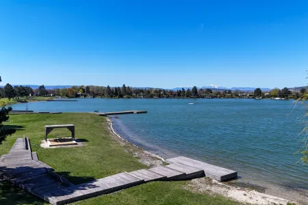 Liegewiese des Esterhazysees
